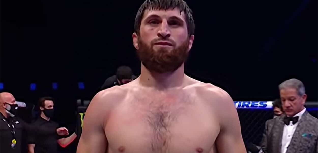 magomed ankalaev pas satisfait