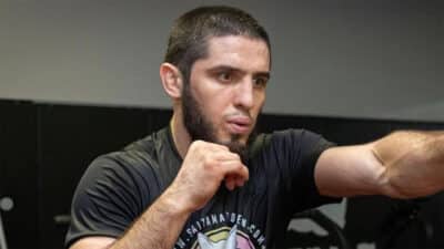 oliveira efficace makhachev