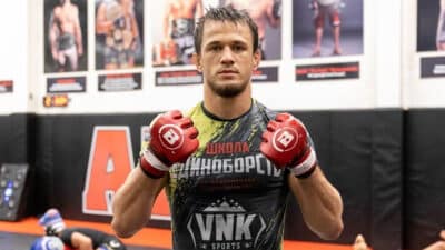 usman nurmagomedov reste invaincu 15