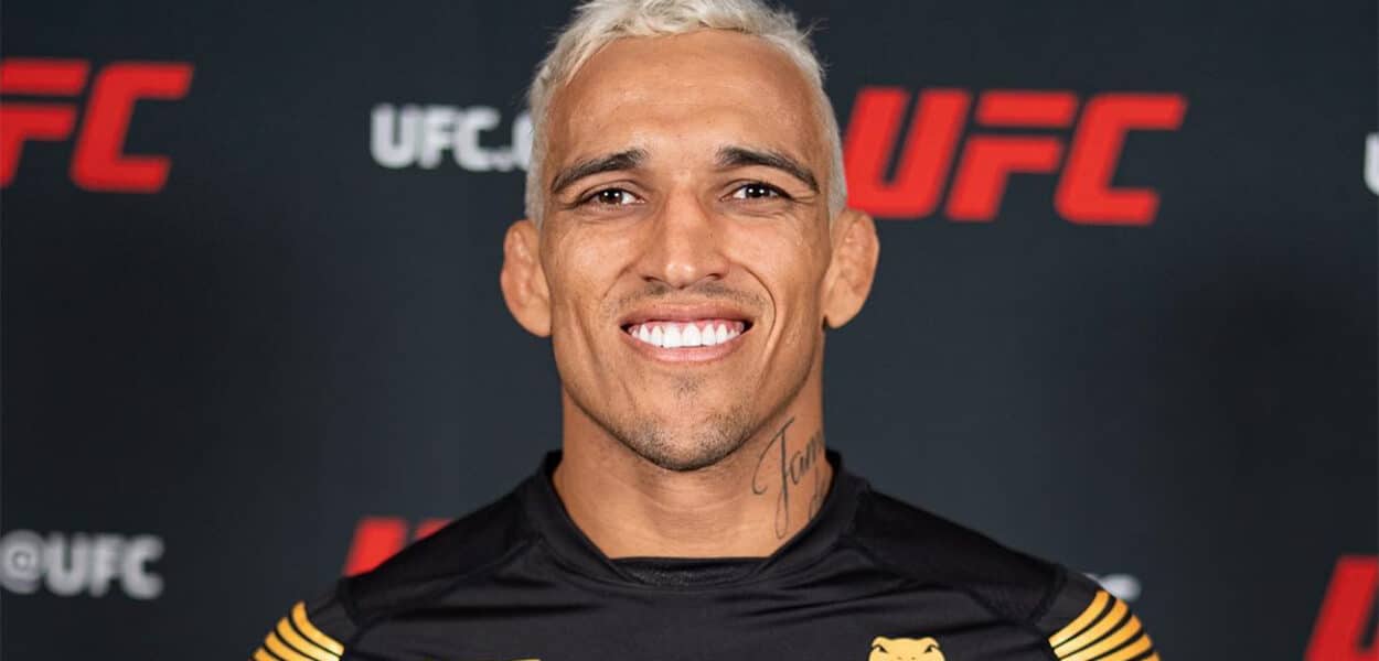 Charles Oliveira adversaire marquant