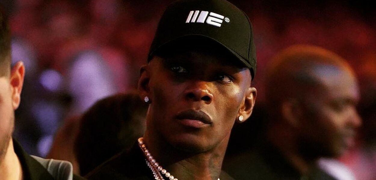 Israel Adesanya surcoté