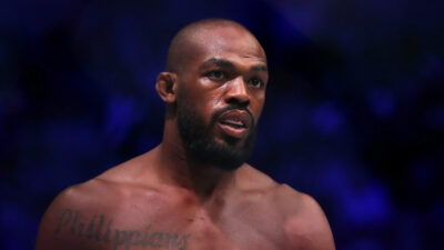jon jones réagit blessure